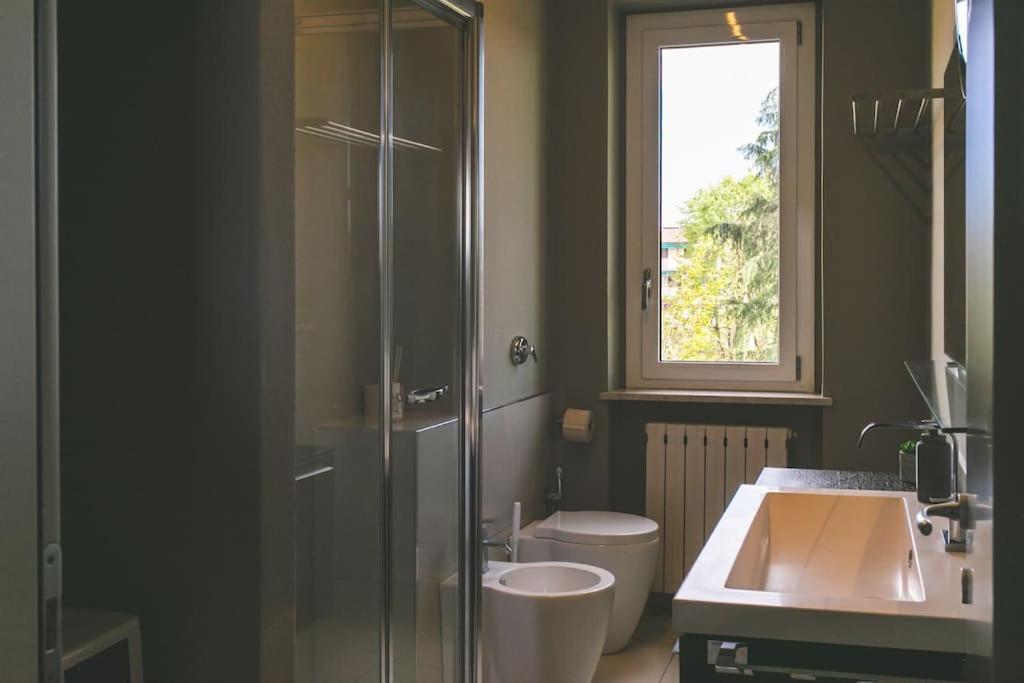 Comfort Urbano Con Box Auto Privato Pavia Exterior foto